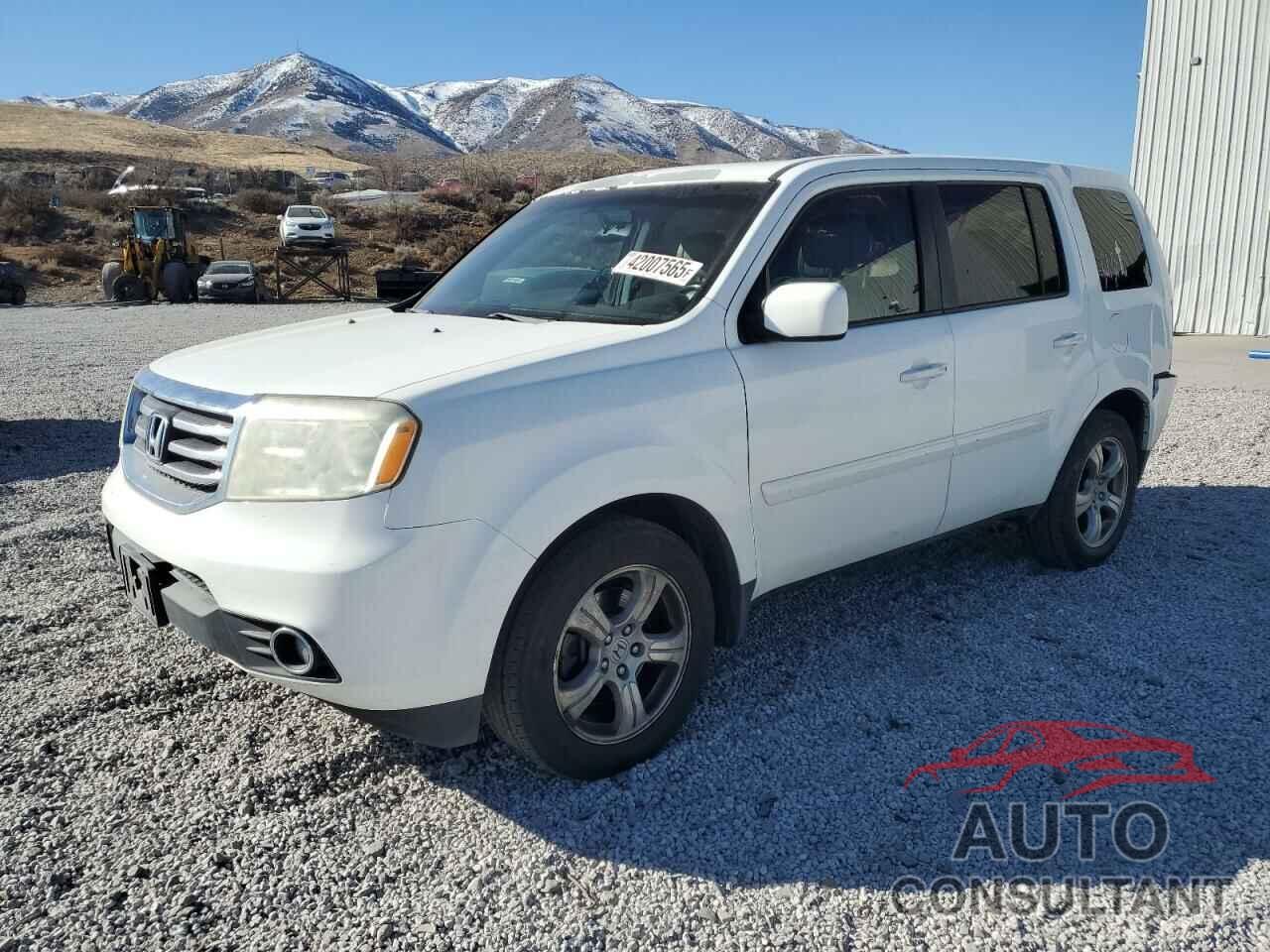HONDA PILOT 2013 - 5FNYF4H6XDB036920