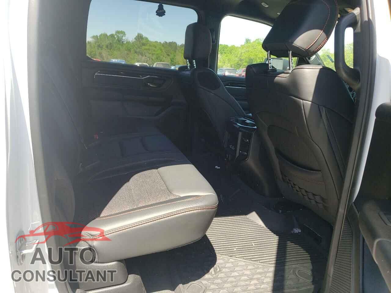 RAM 1500 2021 - 1C6SRFFTXMN761296