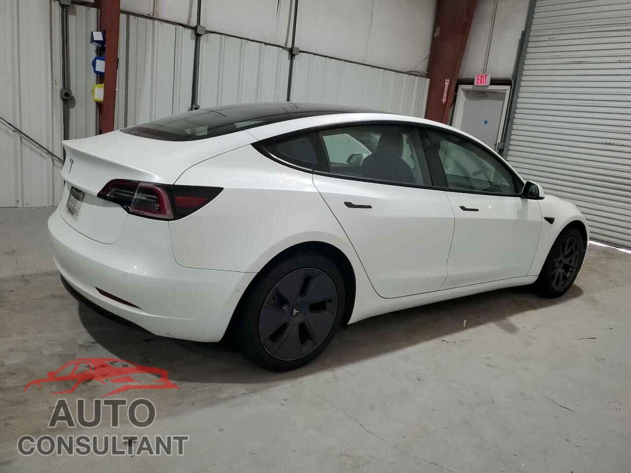 TESLA MODEL 3 2022 - 5YJ3E1EA0NF288651