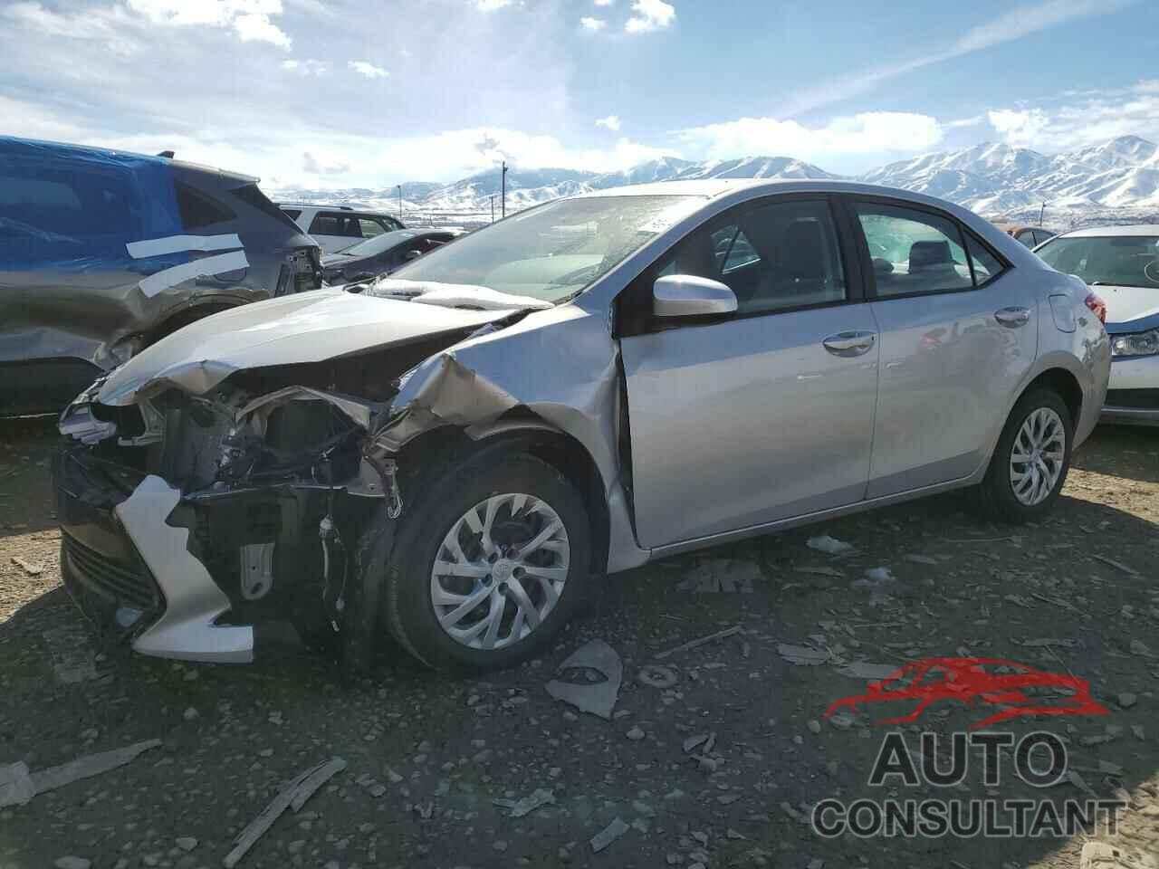 TOYOTA COROLLA 2018 - 2T1BURHE8JC095416