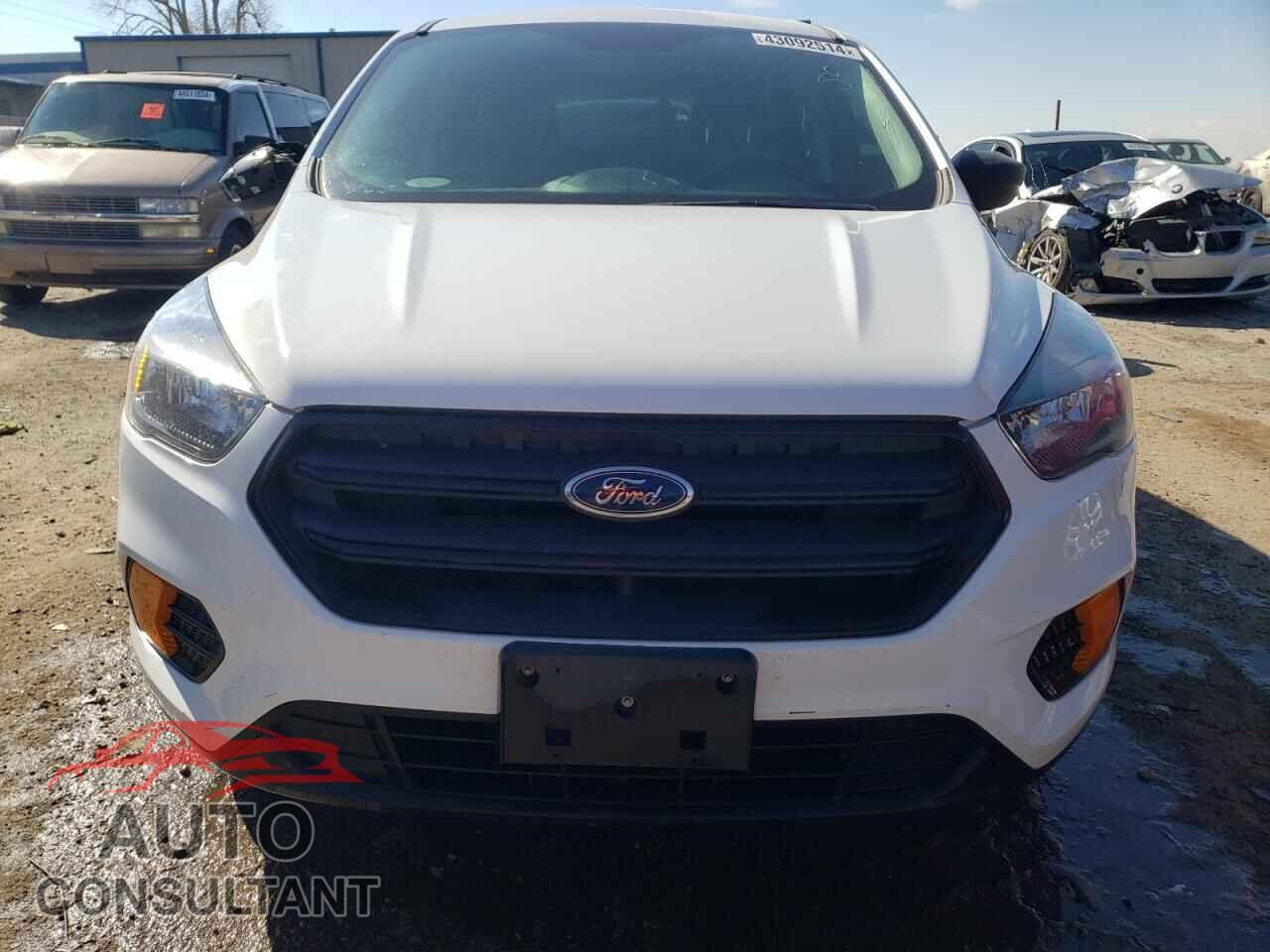 FORD ESCAPE 2019 - 1FMCU0F7XKUB00684