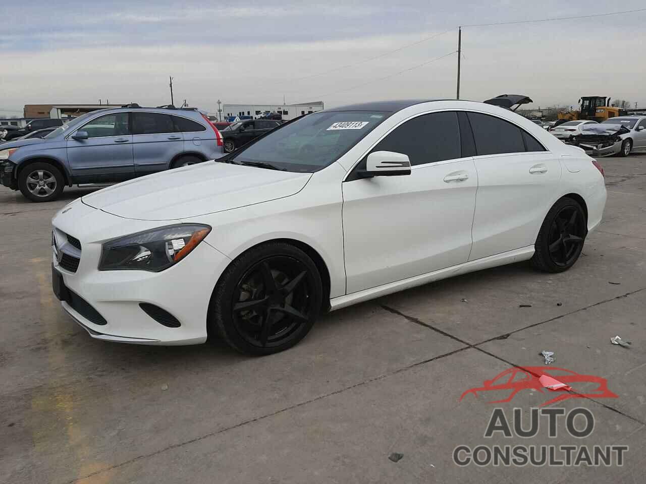 MERCEDES-BENZ CLA-CLASS 2019 - WDDSJ4EB3KN739916