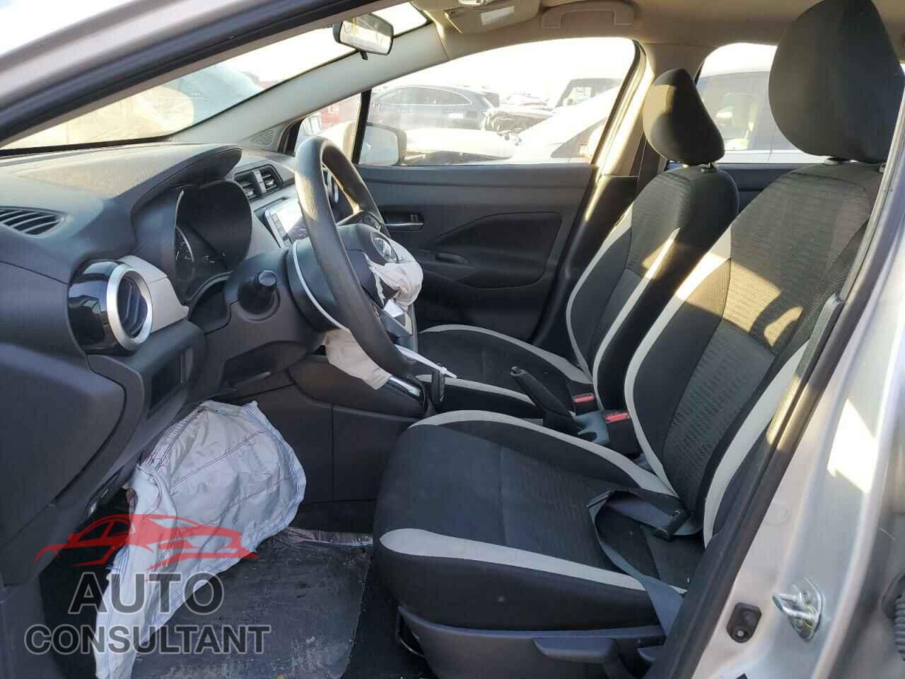 NISSAN VERSA 2021 - 3N1CN8EV5ML856357