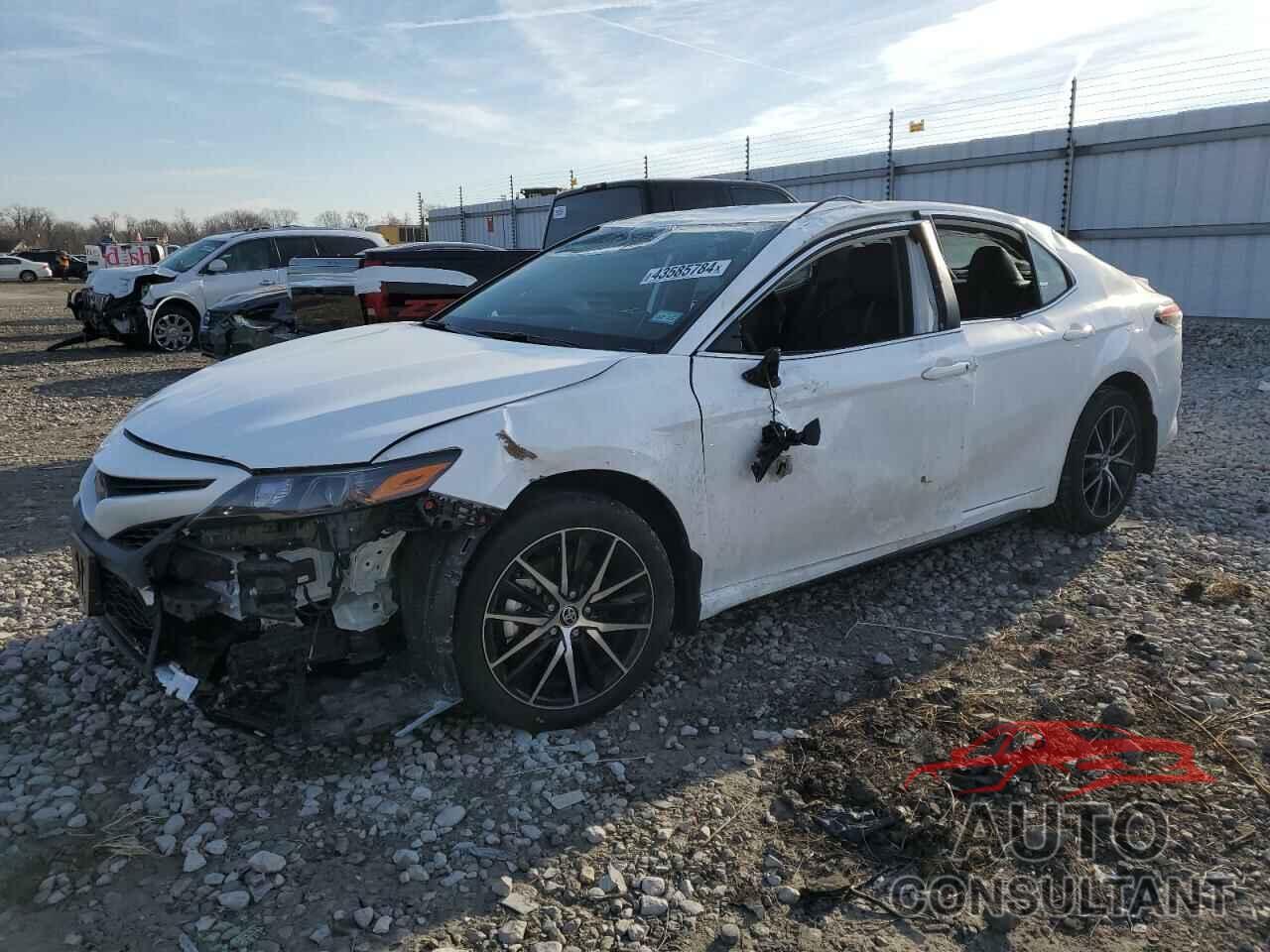 TOYOTA CAMRY 2023 - 4T1G11AK2PU790305