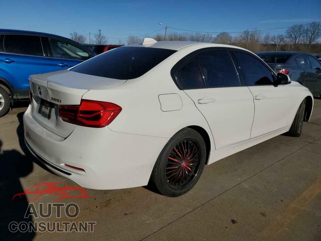 BMW 3 SERIES 2016 - WBA8E9G58GNU30069