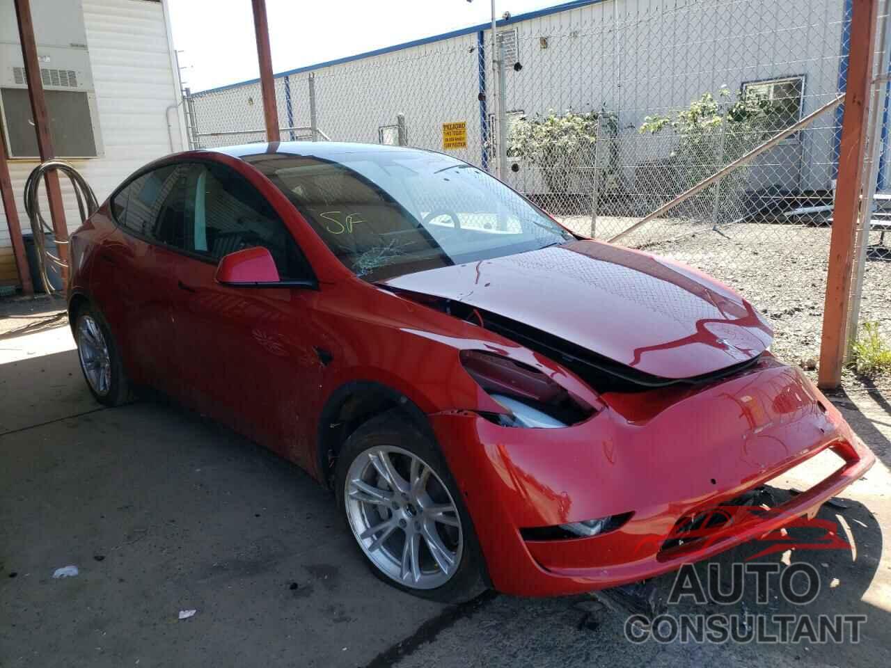 TESLA MODEL Y 2021 - 5YJYGDEE1MF075694