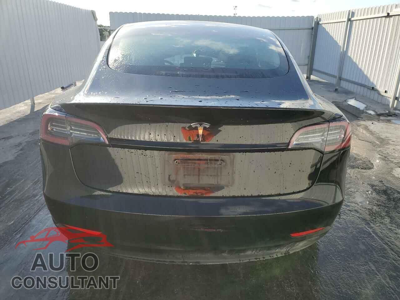 TESLA MODEL 3 2023 - 5YJ3E1EA8PF453400