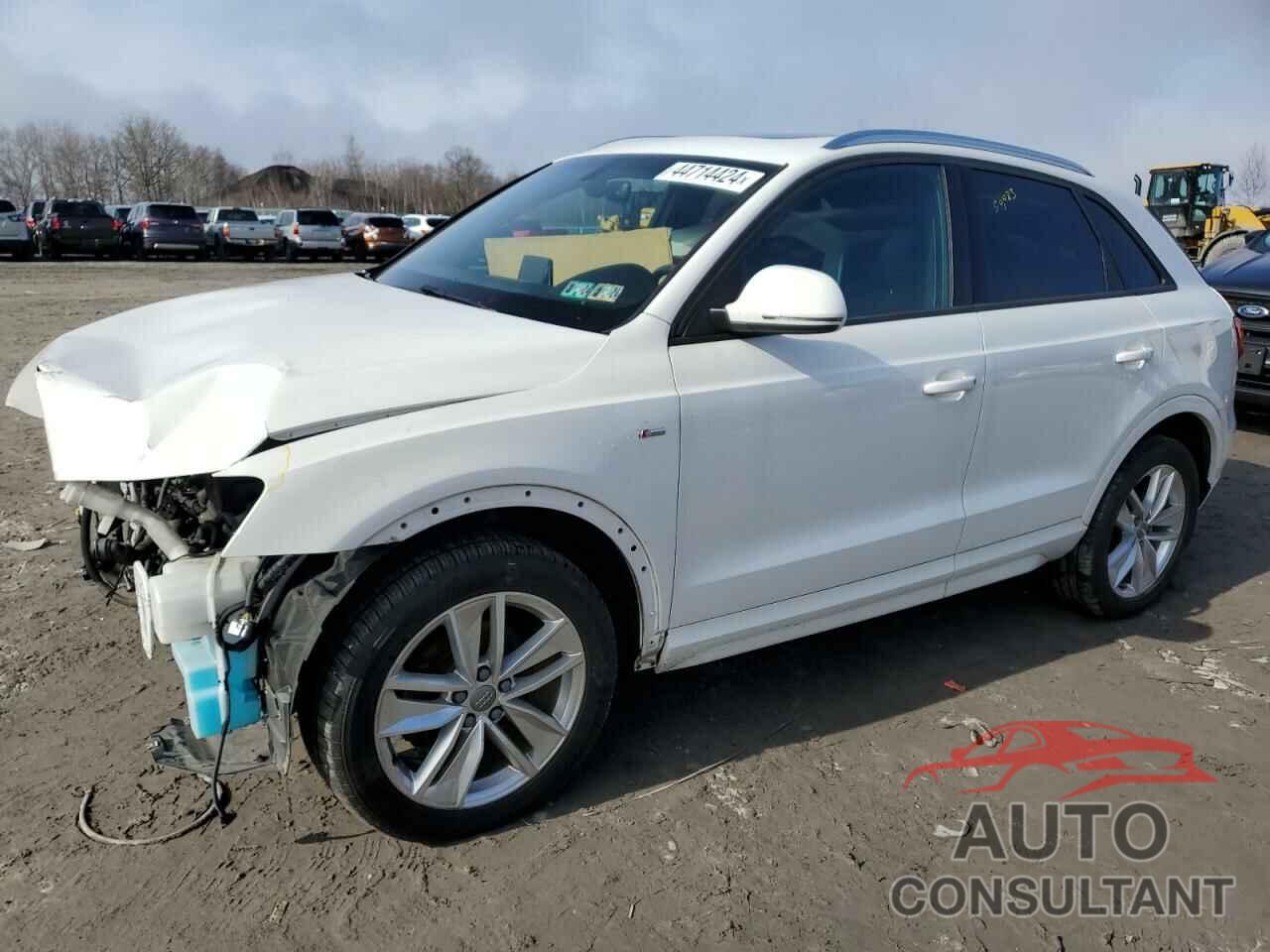 AUDI Q3 2018 - WA1ECCFS8JR032483