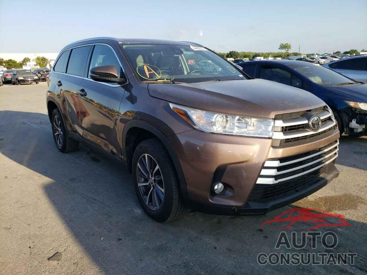 TOYOTA HIGHLANDER 2019 - 5TDKZRFH4KS339053