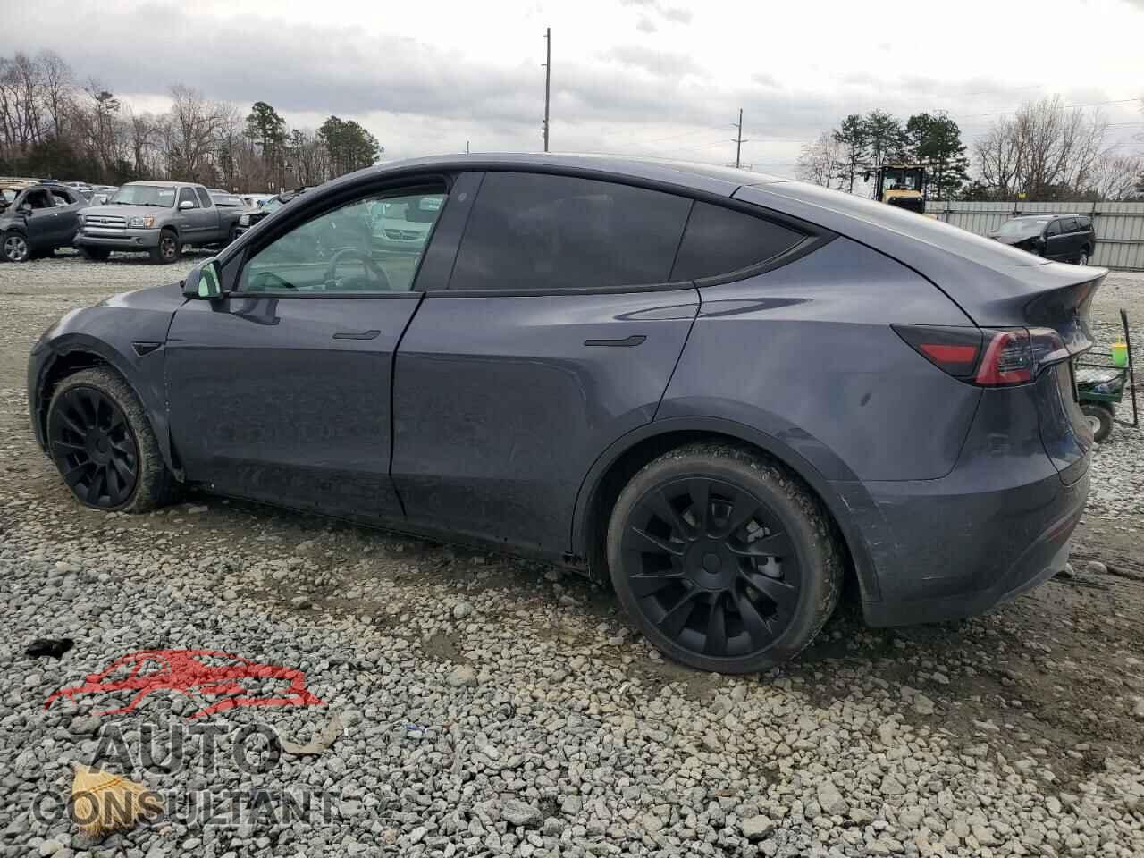 TESLA MODEL Y 2021 - 5YJYGDEE8MF258574