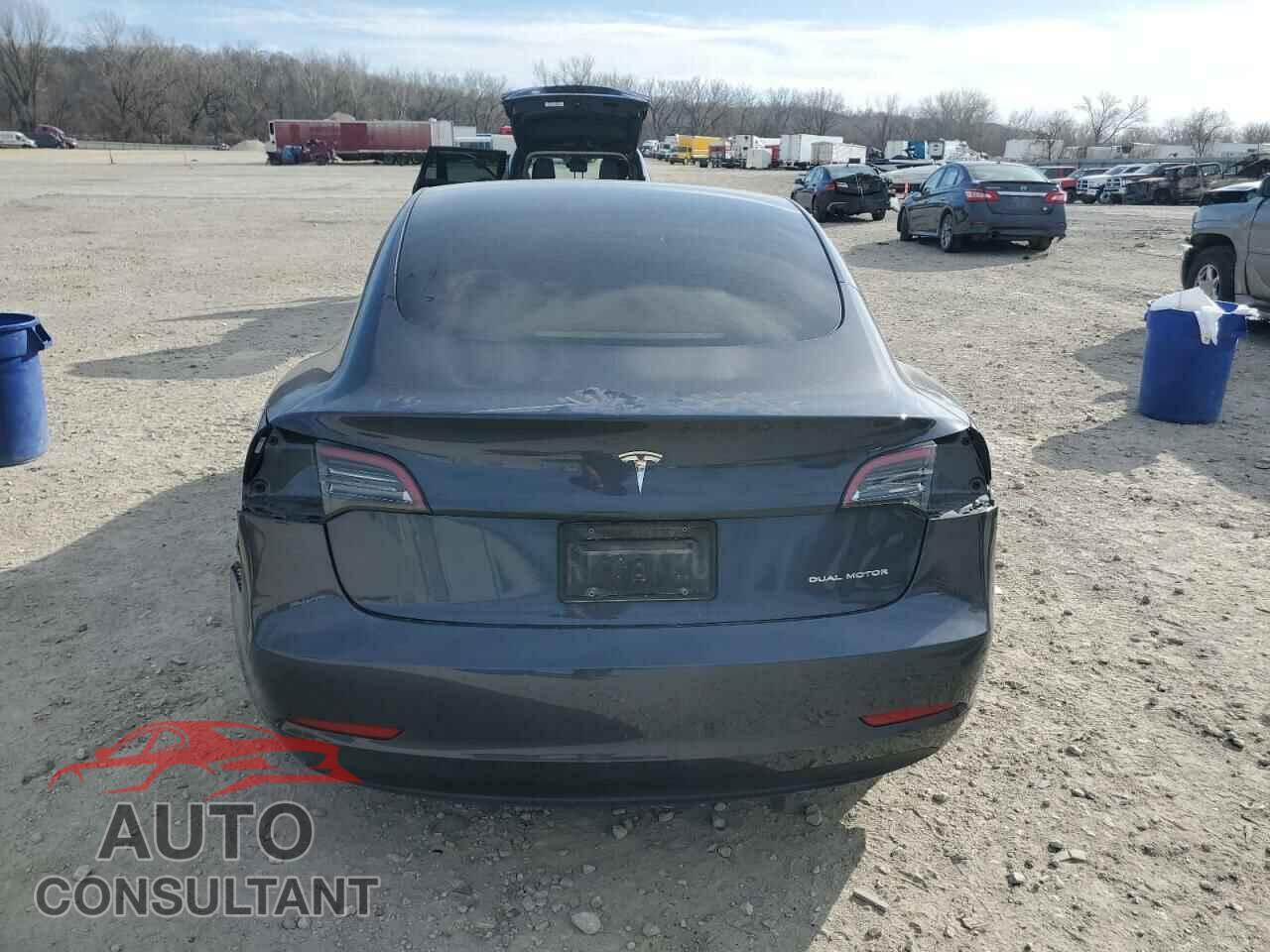 TESLA MODEL 3 2023 - 5YJ3E1EB0PF595443