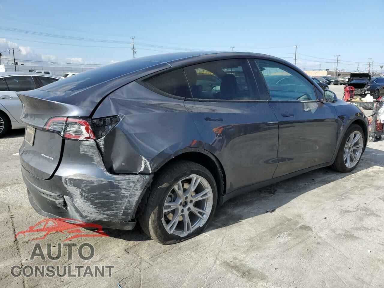 TESLA MODEL Y 2023 - 7SAYGDEE6PF869050