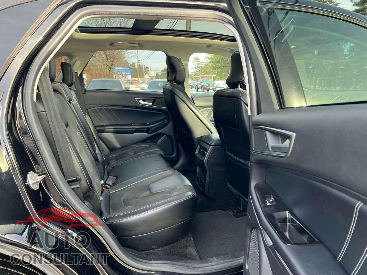 FORD EDGE 2018 - 2FMPK4AP5JBC42015