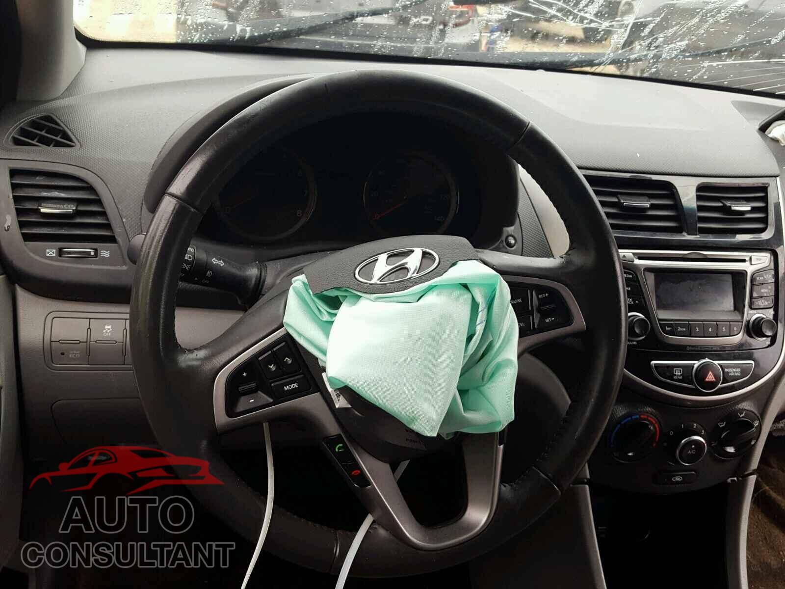 HYUNDAI ACCENT 2016 - KMHCU4AE9GU045214