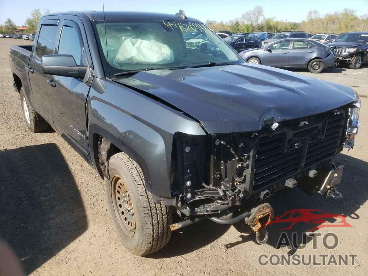 CHEVROLET SILVERADO 2018 - 3GCUKREC1JG462941