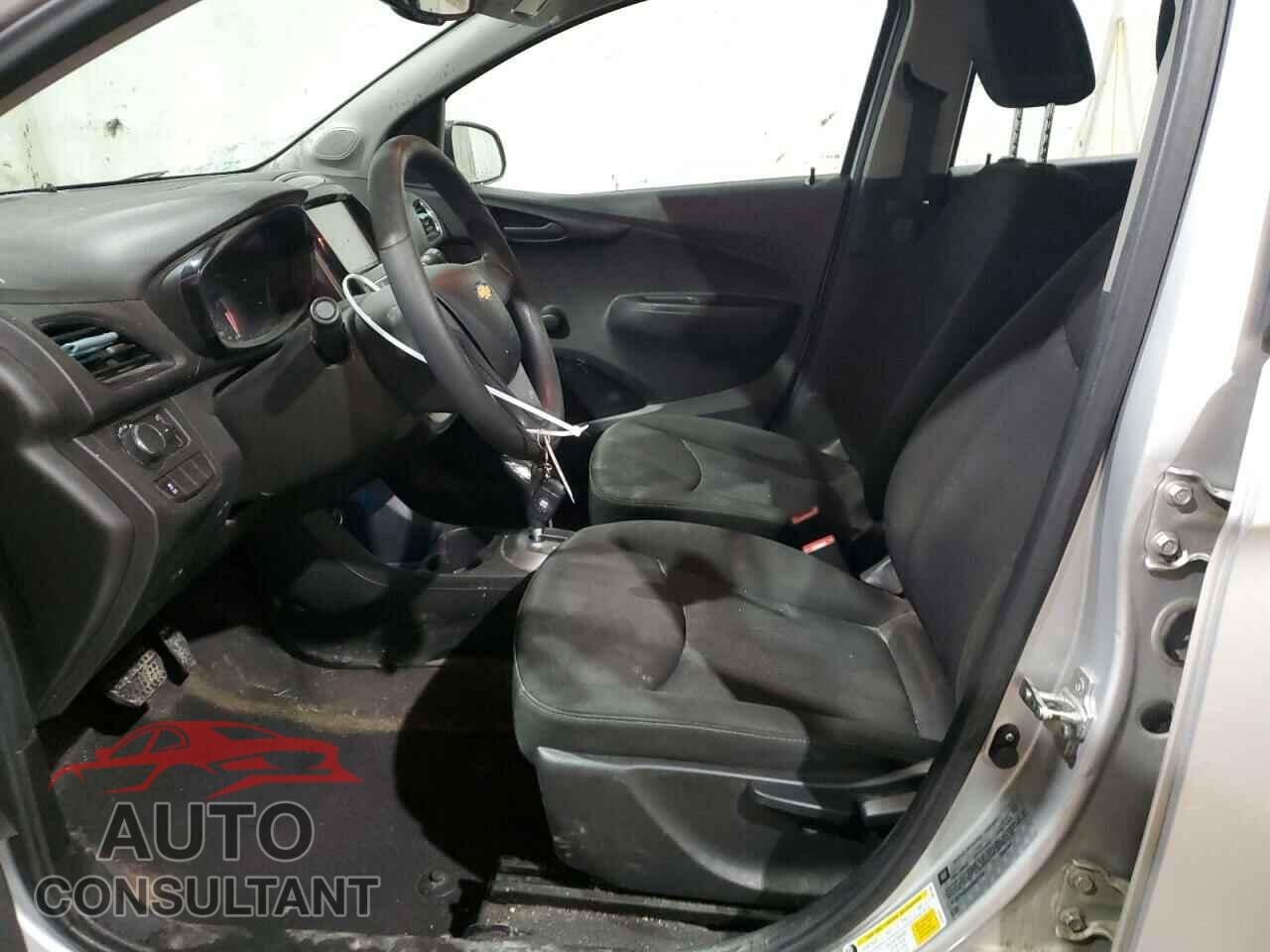 CHEVROLET SPARK 2017 - KL8CB6SA5HC827138