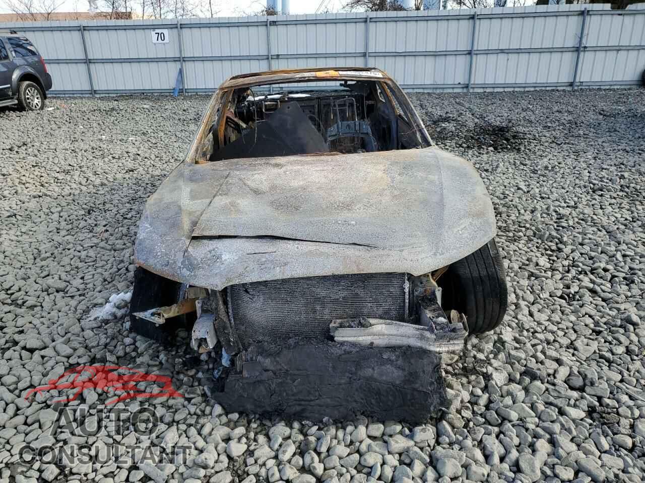 AUDI A5 2013 - WAUCFAFR8DA041965