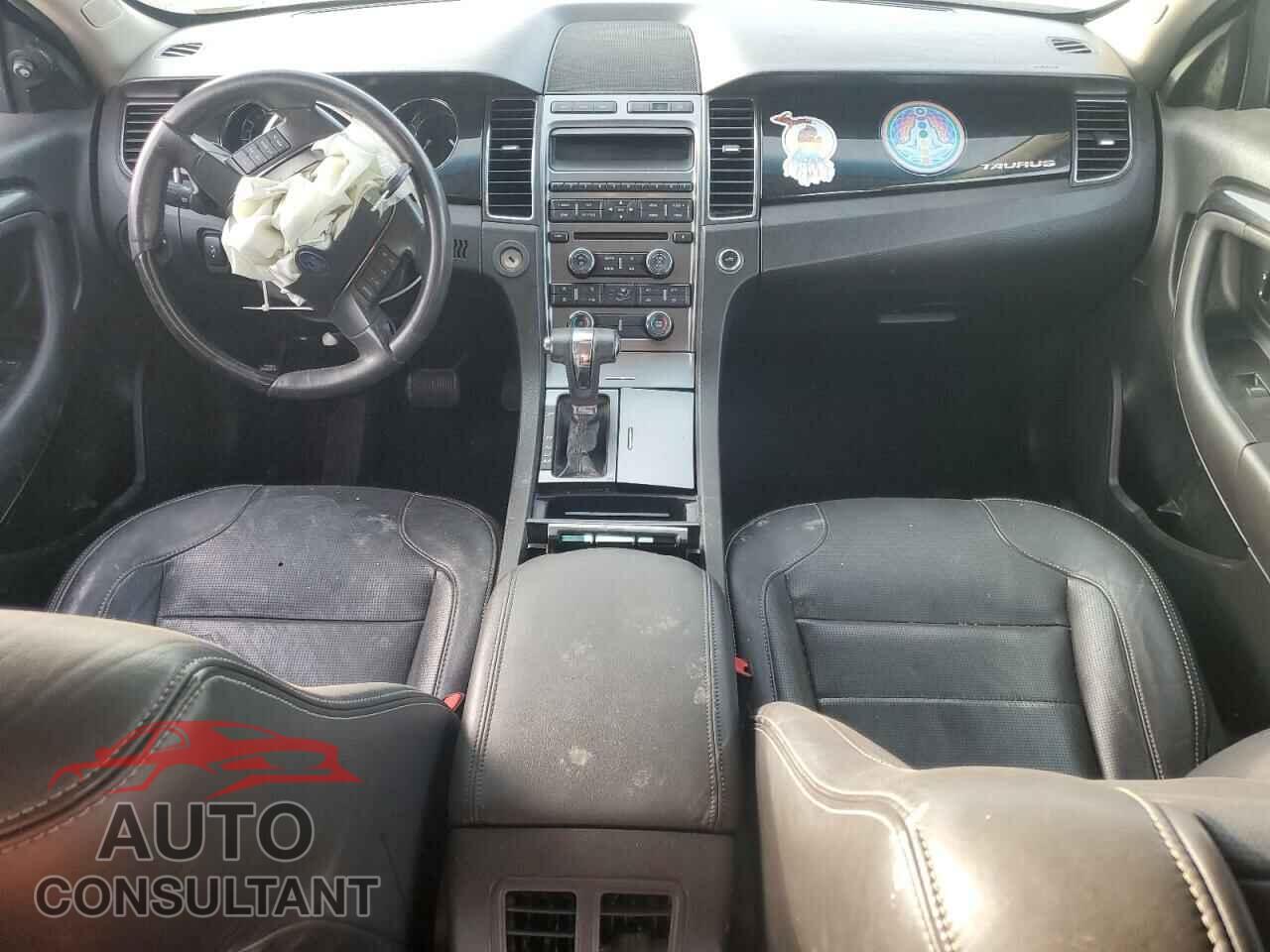FORD TAURUS 2011 - 1FAHP2FW2BG120405