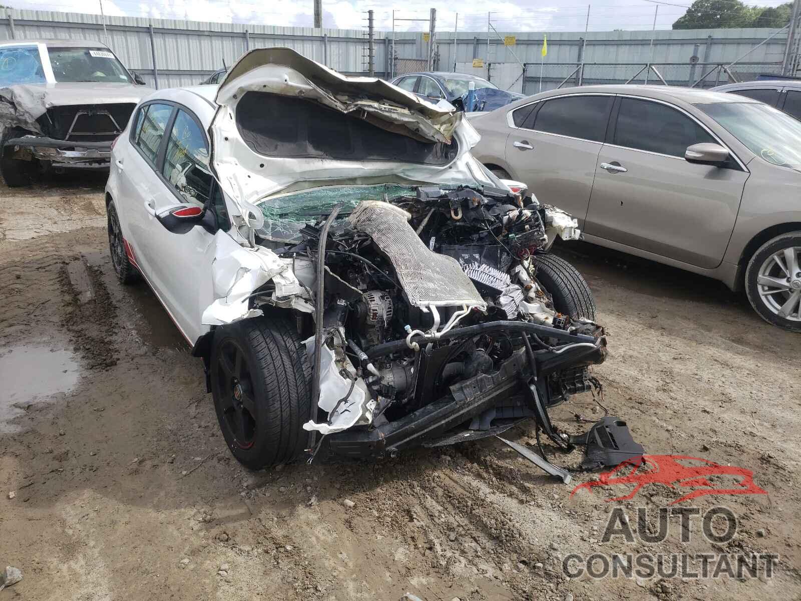 KIA FORTE 2016 - KNAFK5A81G5582805