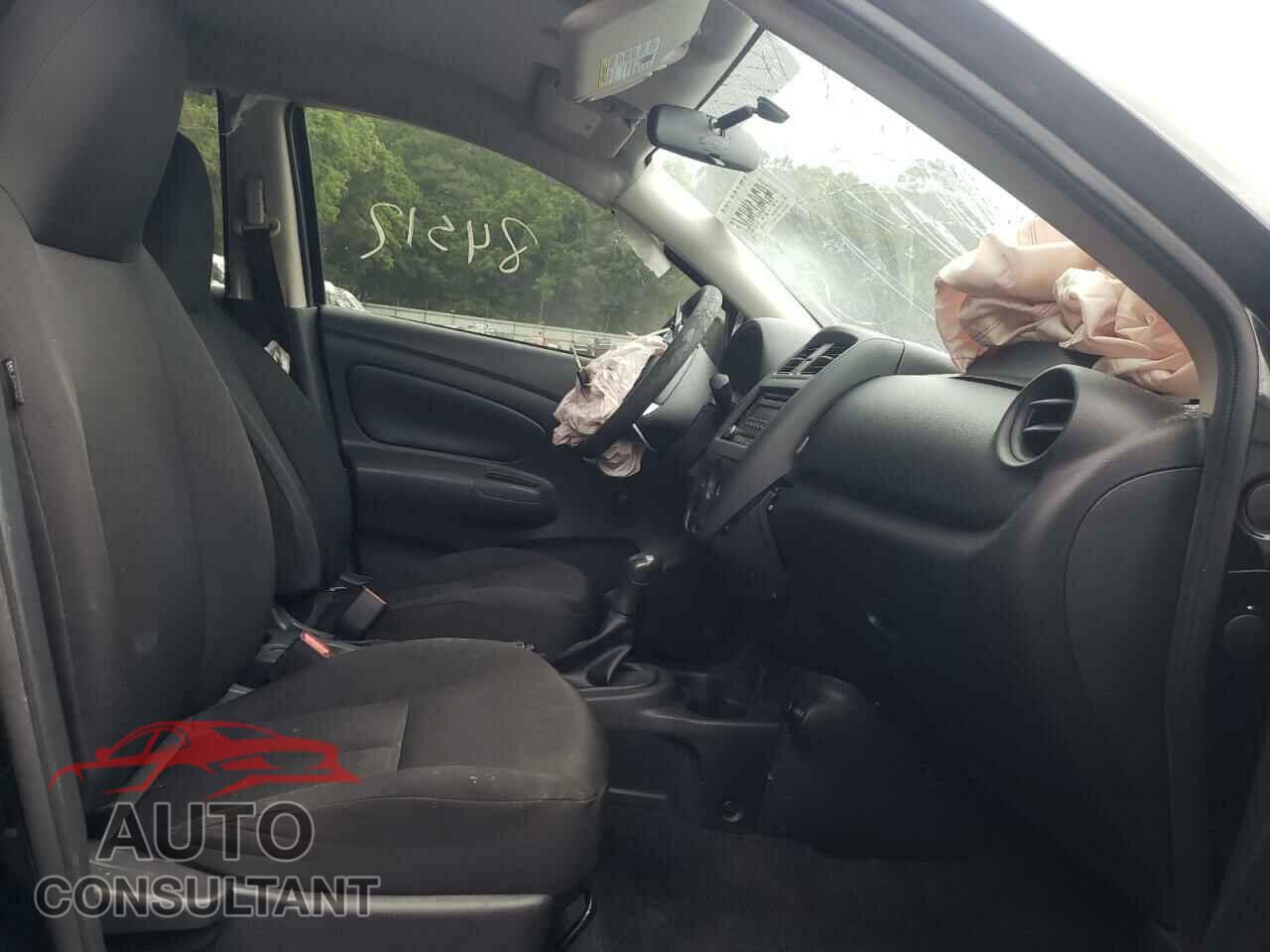 NISSAN VERSA 2017 - 3N1CN7AP4HL895514