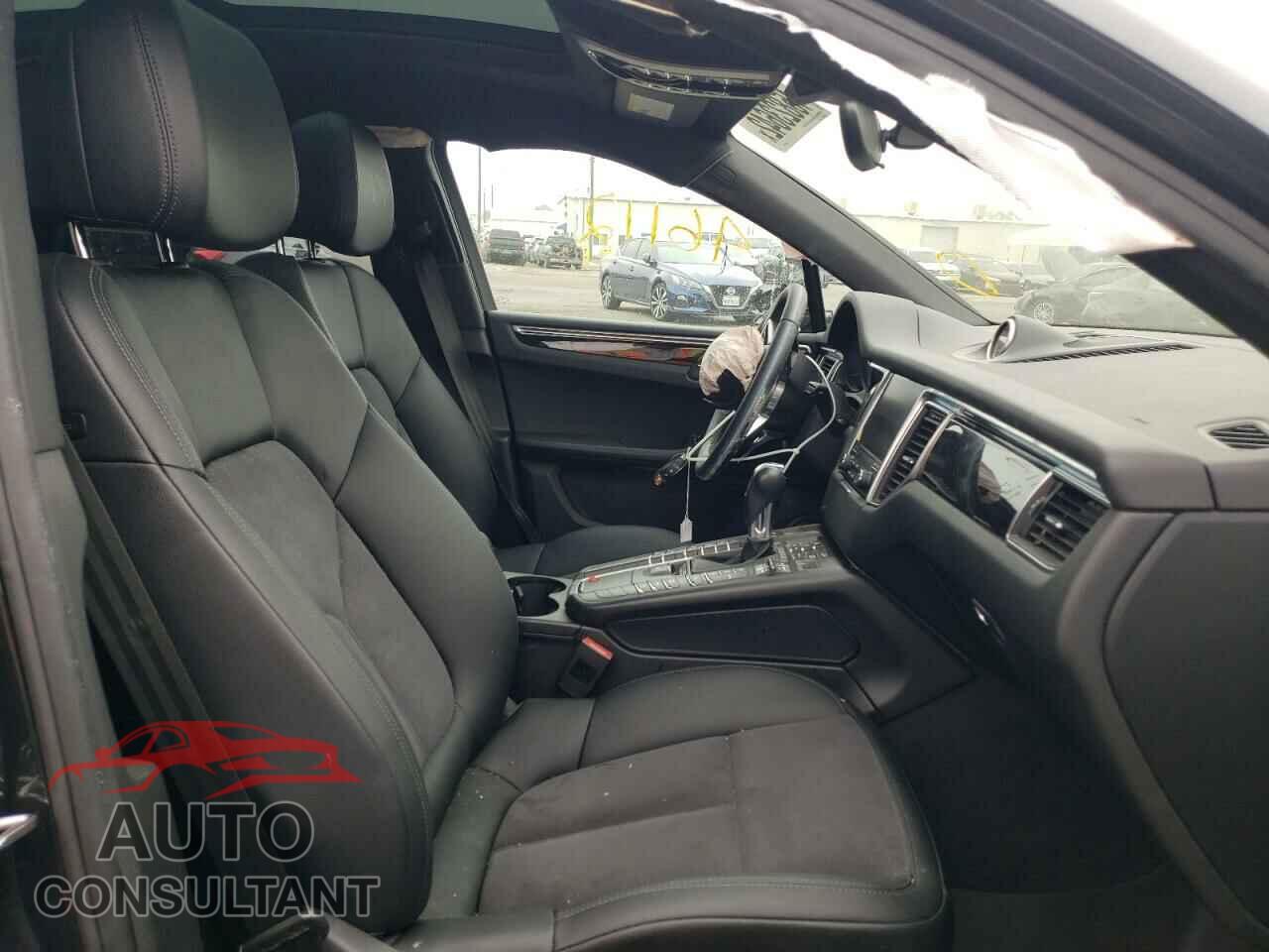 PORSCHE MACAN 2018 - WP1AA2A57JLB01767