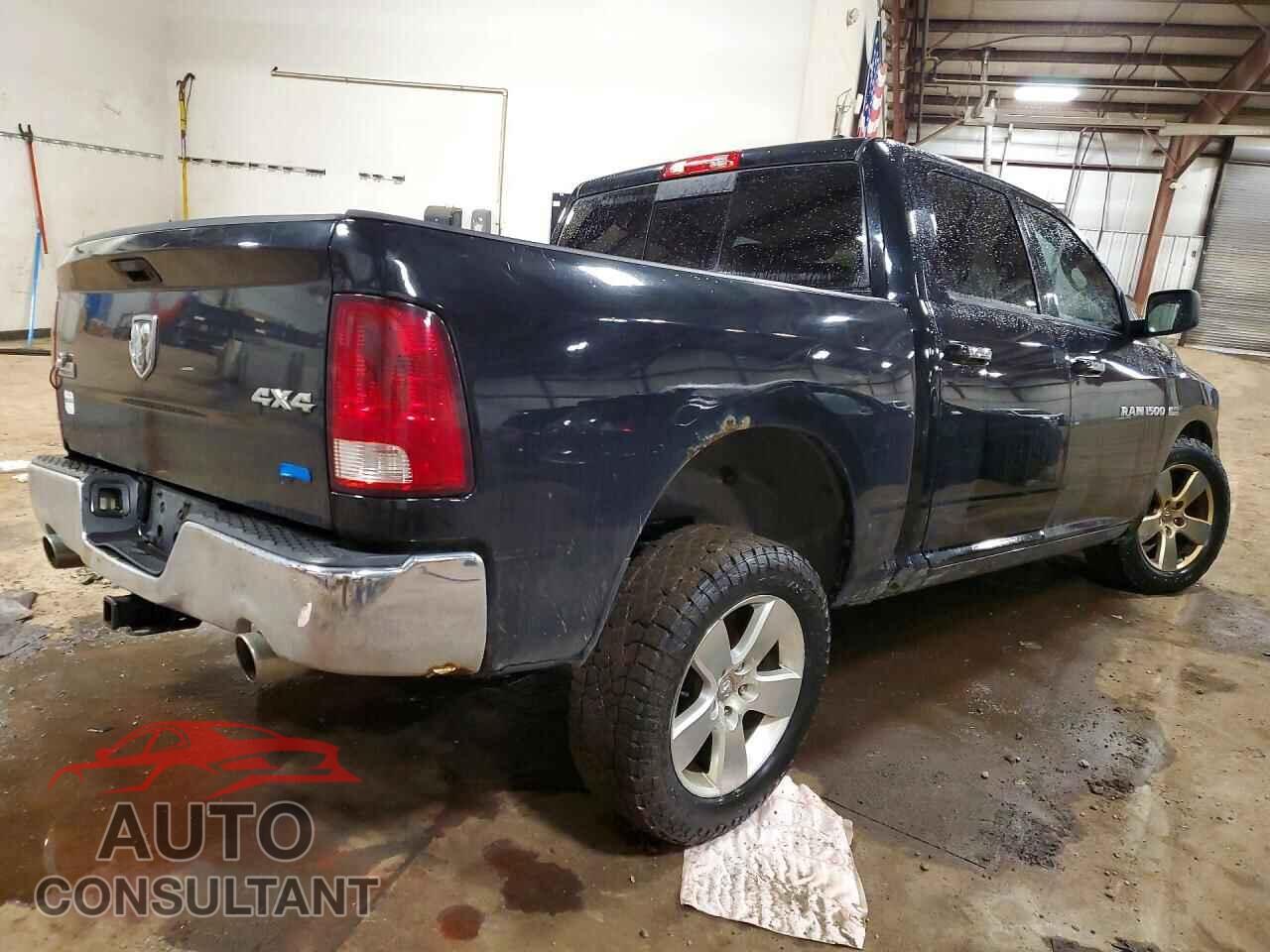 DODGE RAM 1500 2012 - 1C6RD7LTXCS252011
