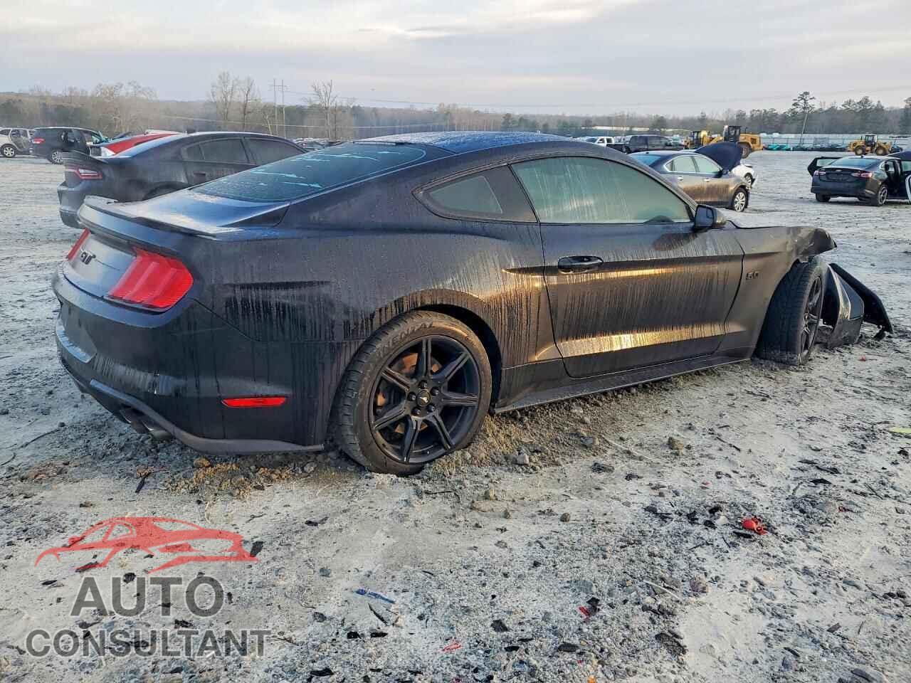 FORD MUSTANG 2018 - 1FA6P8CF5J5129575