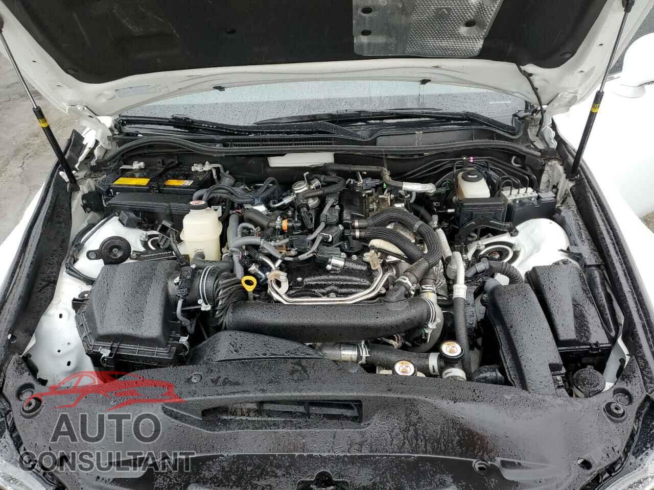 LEXUS IS 2018 - JTHBA1D28J5081923