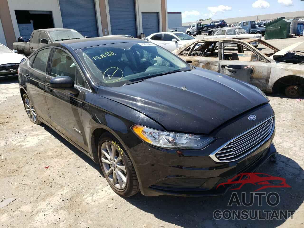 FORD FUSION 2017 - 3FA6P0LU2HR323701
