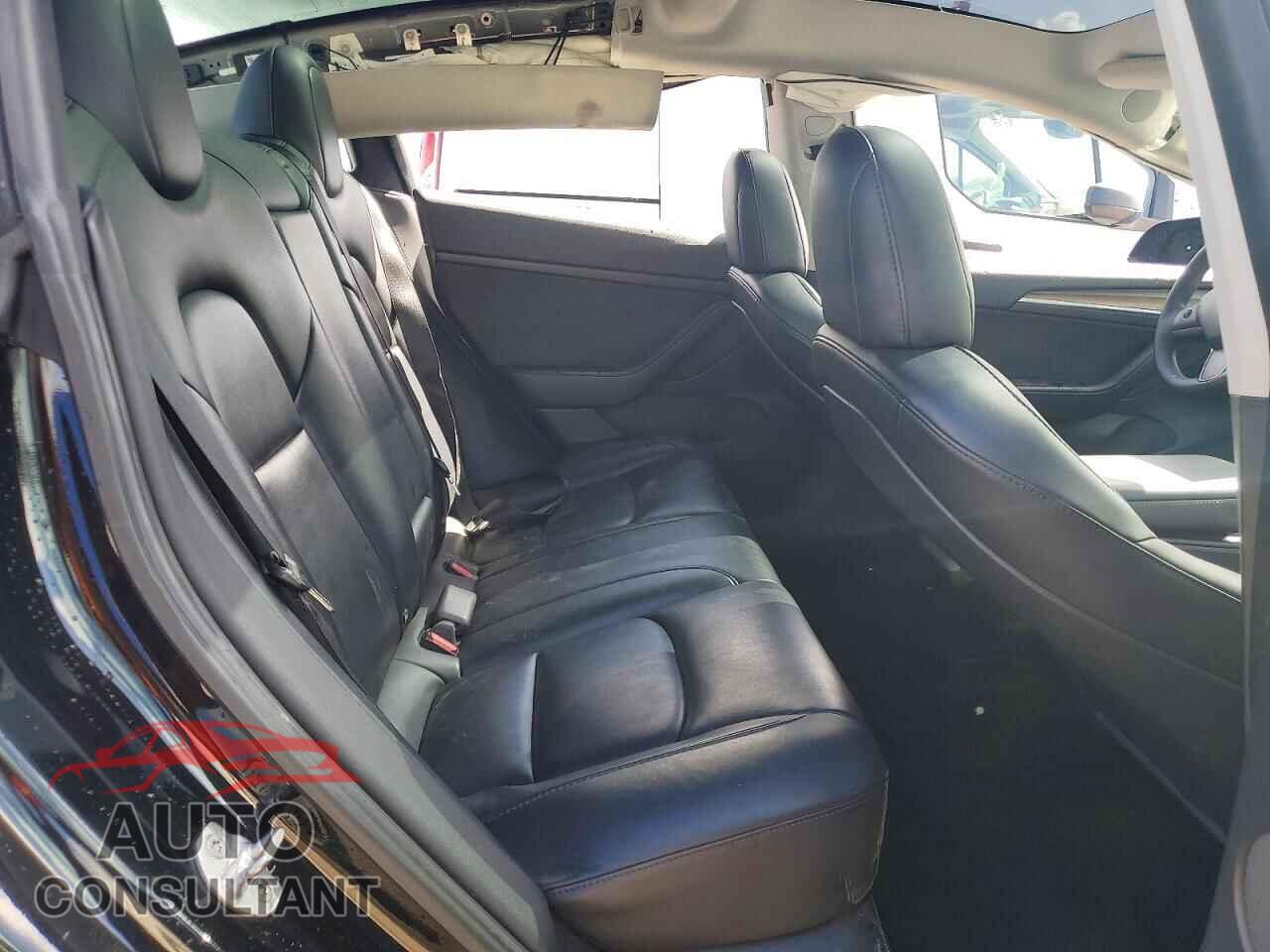 TESLA MODEL 3 2023 - 5YJ3E1EA3PF457757