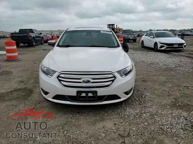 FORD TAURUS 2017 - 1FAHP2F84HG128936