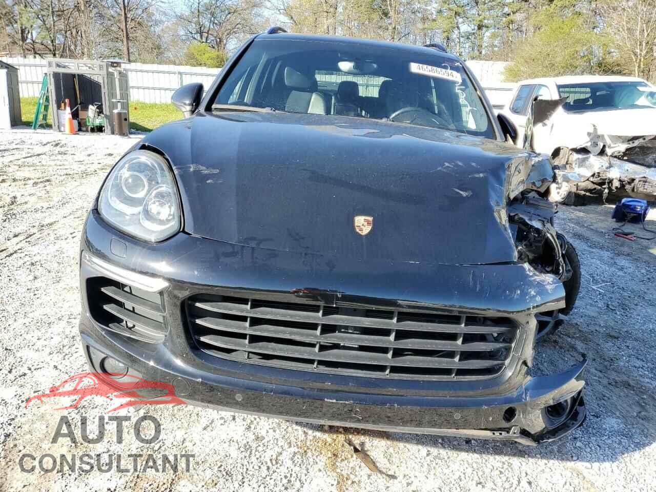 PORSCHE CAYENNE 2017 - WP1AA2A22HKA82552