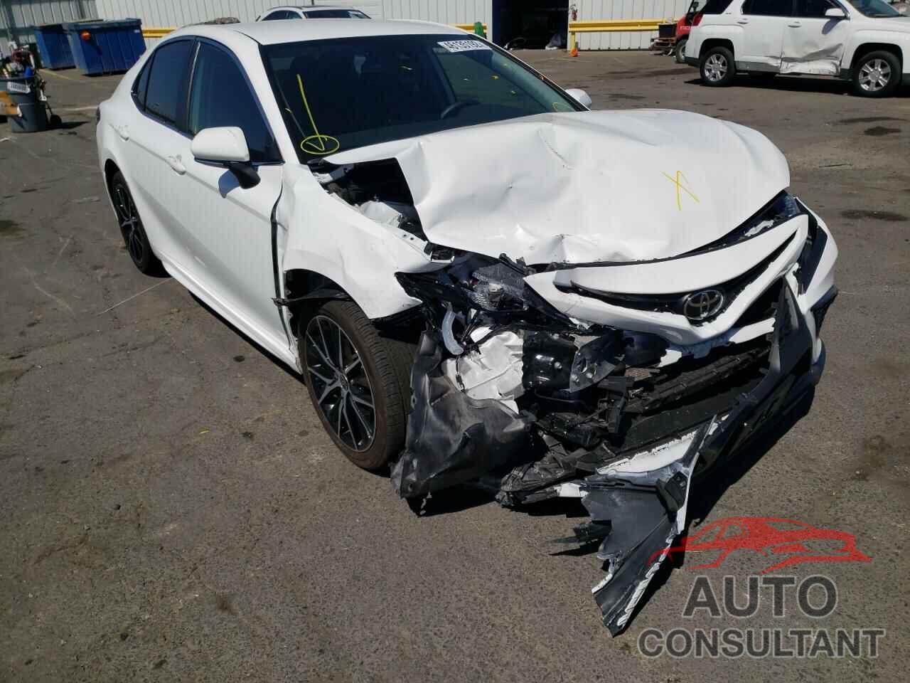 TOYOTA CAMRY 2022 - 4T1G11AK2NU620037