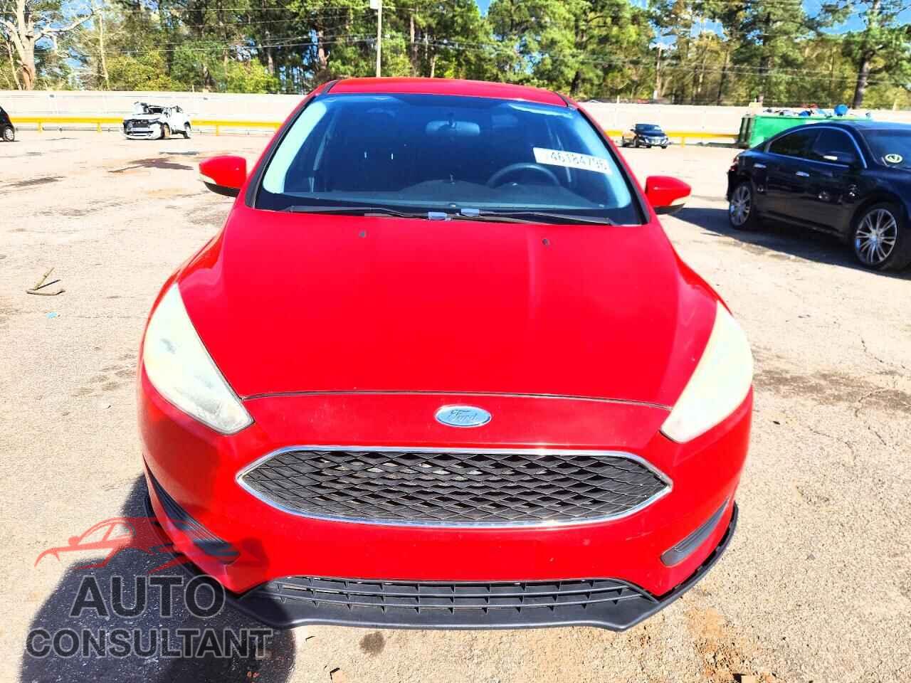 FORD FOCUS 2015 - 1FADP3F29FL215493