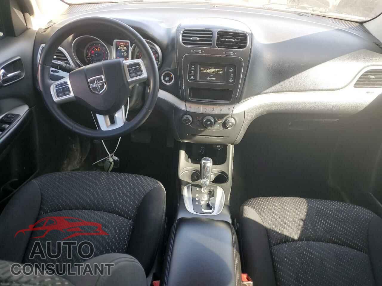 DODGE JOURNEY 2017 - 3C4PDCAB8HT638337