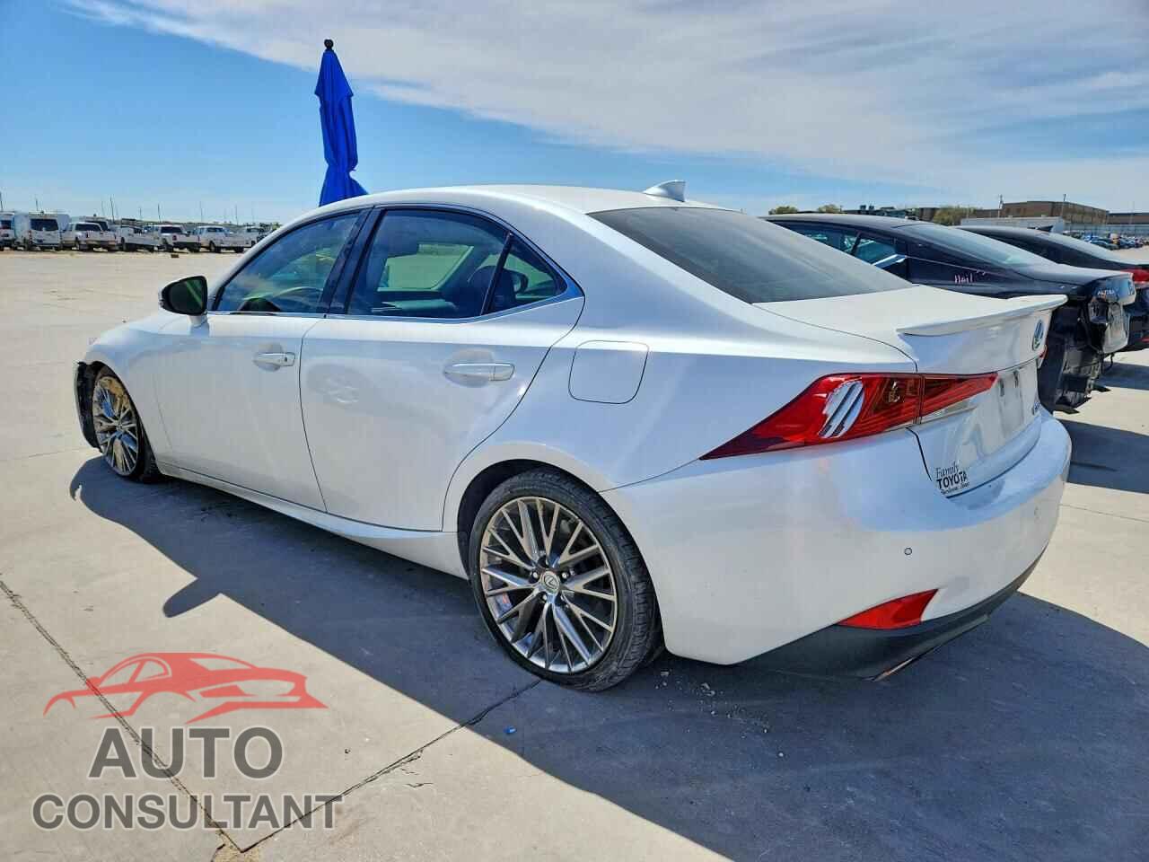 LEXUS IS 2017 - JTHBA1D27H5046820