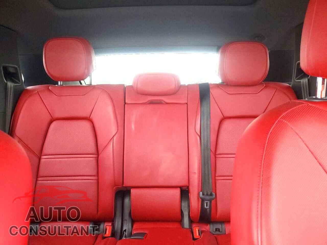 PORSCHE CAYENNE 2020 - WP1AA2AY2LDA02958