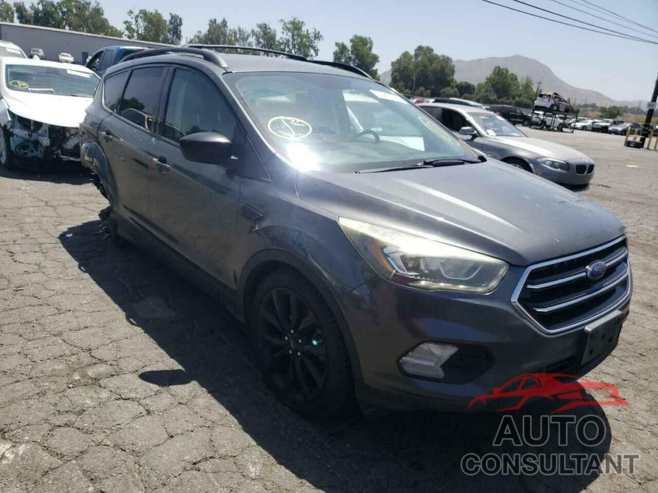 FORD ESCAPE 2017 - 1FMCU0G95HUE16423