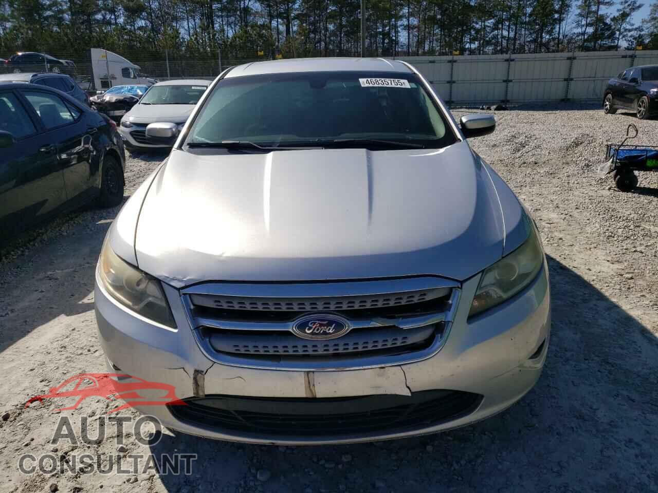 FORD TAURUS 2011 - 1FAHP2EW4BG135621
