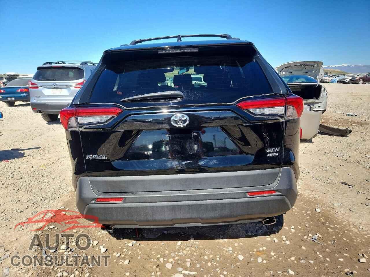 TOYOTA RAV4 2019 - JTMP1RFV7KD047086