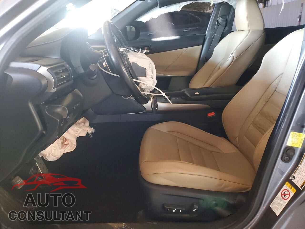 LEXUS IS 2018 - JTHBA1D2XJ5077968
