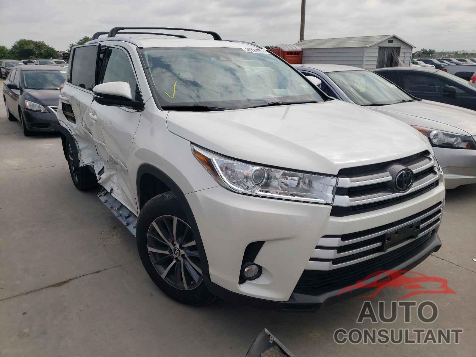 TOYOTA HIGHLANDER 2018 - 5TDKZRFH1JS545008