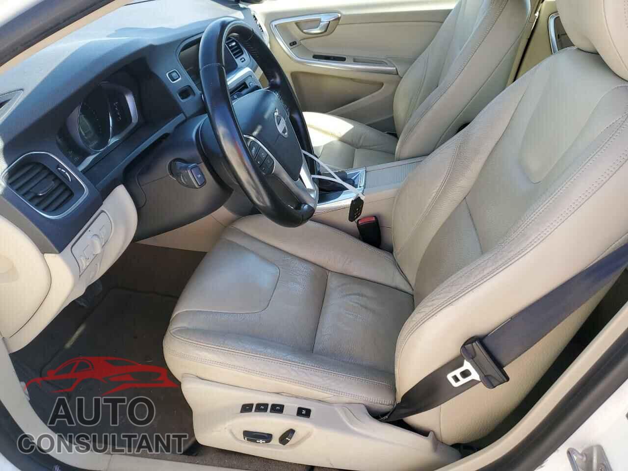 VOLVO S60 2014 - YV1612FS7E2296538