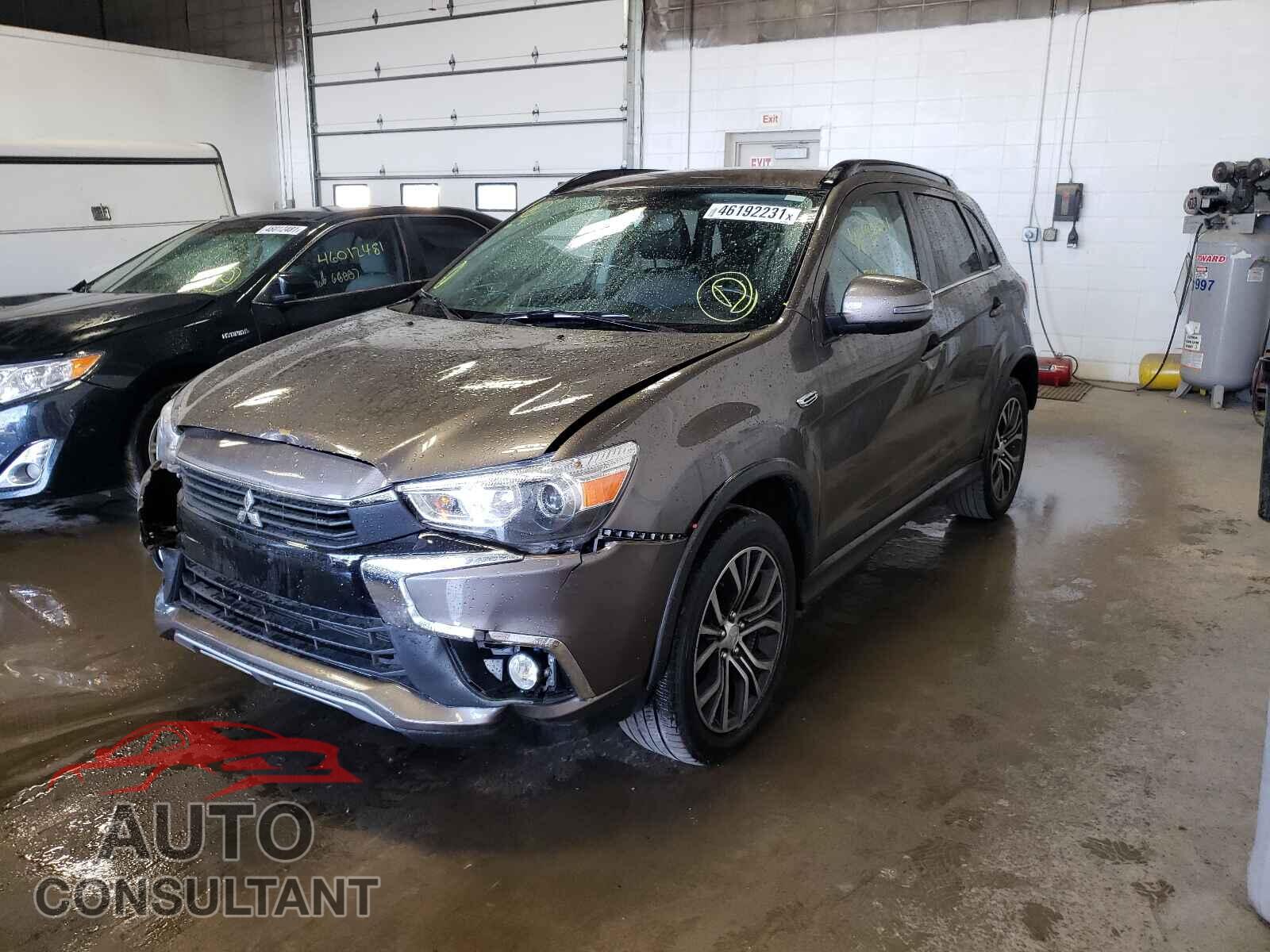 MITSUBISHI OUTLANDER 2017 - JA4AR4AW5HZ028656