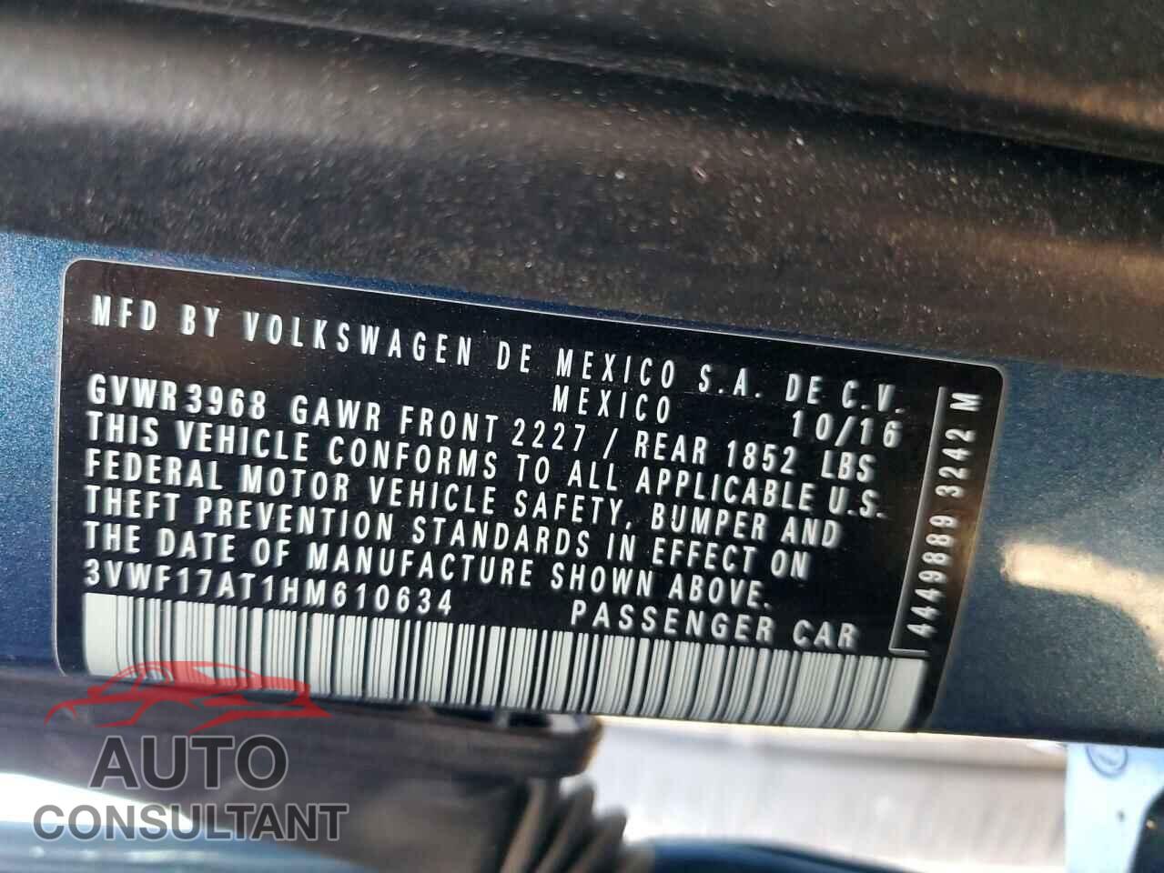VOLKSWAGEN BEETLE 2017 - 3VWF17AT1HM610634