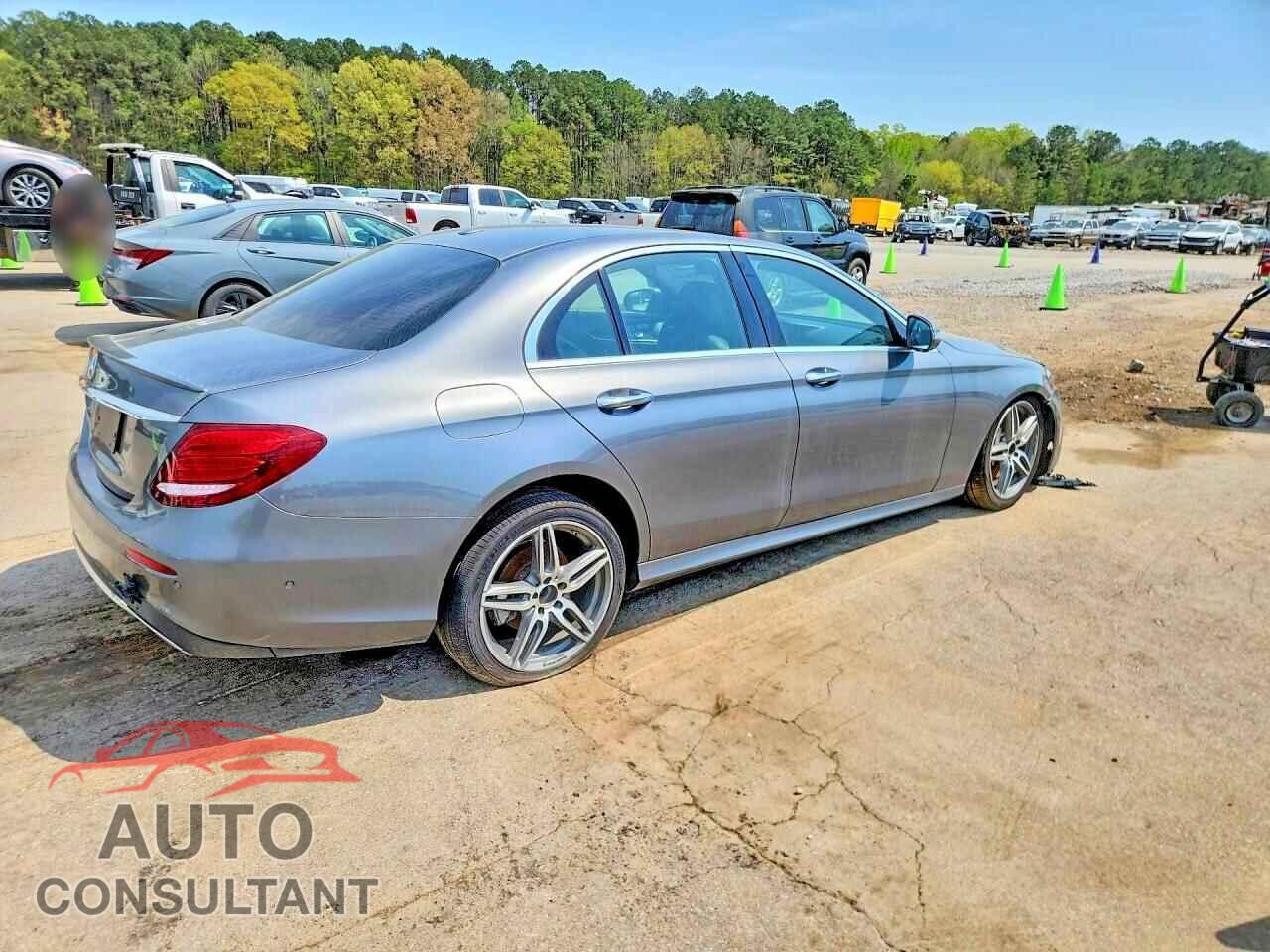 MERCEDES-BENZ E-CLASS 2018 - WDDZF4JB0JA300734