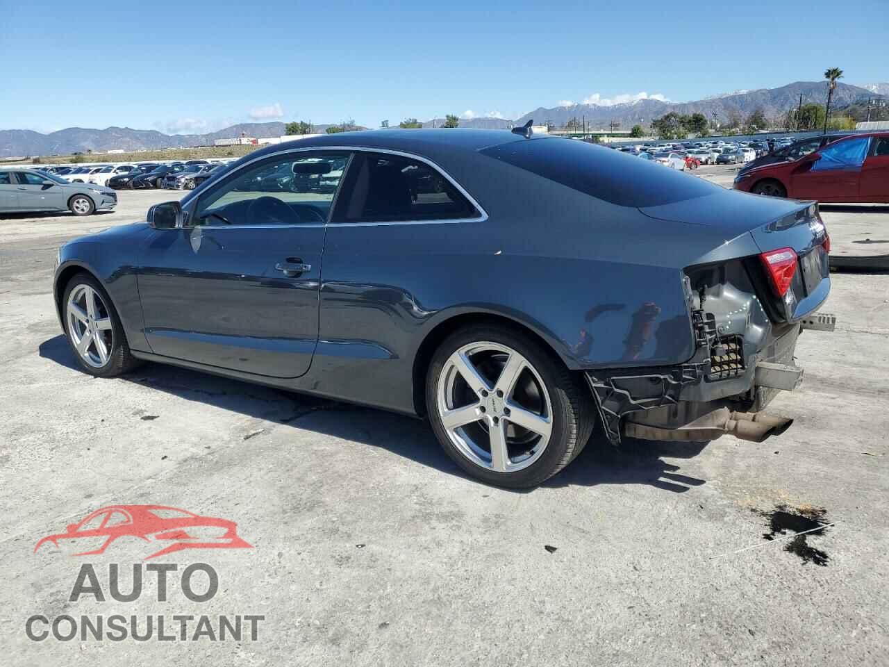 AUDI A5 2010 - WAUCFAFR1AA004820
