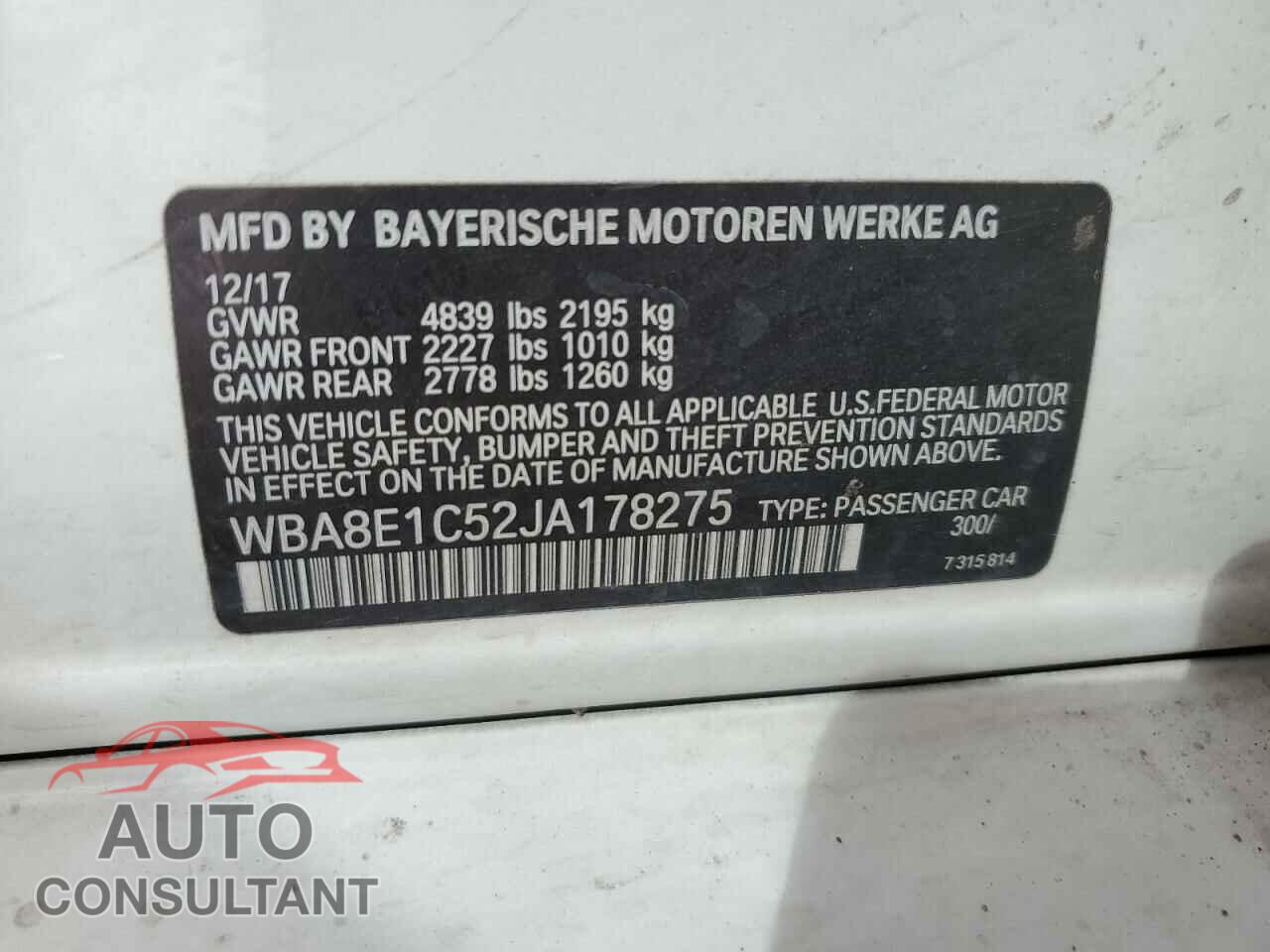BMW 3 SERIES 2018 - WBA8E1C52JA178275