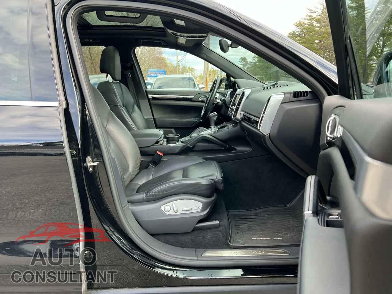 PORSCHE CAYENNE 2016 - WP1AE2A27GLA62150