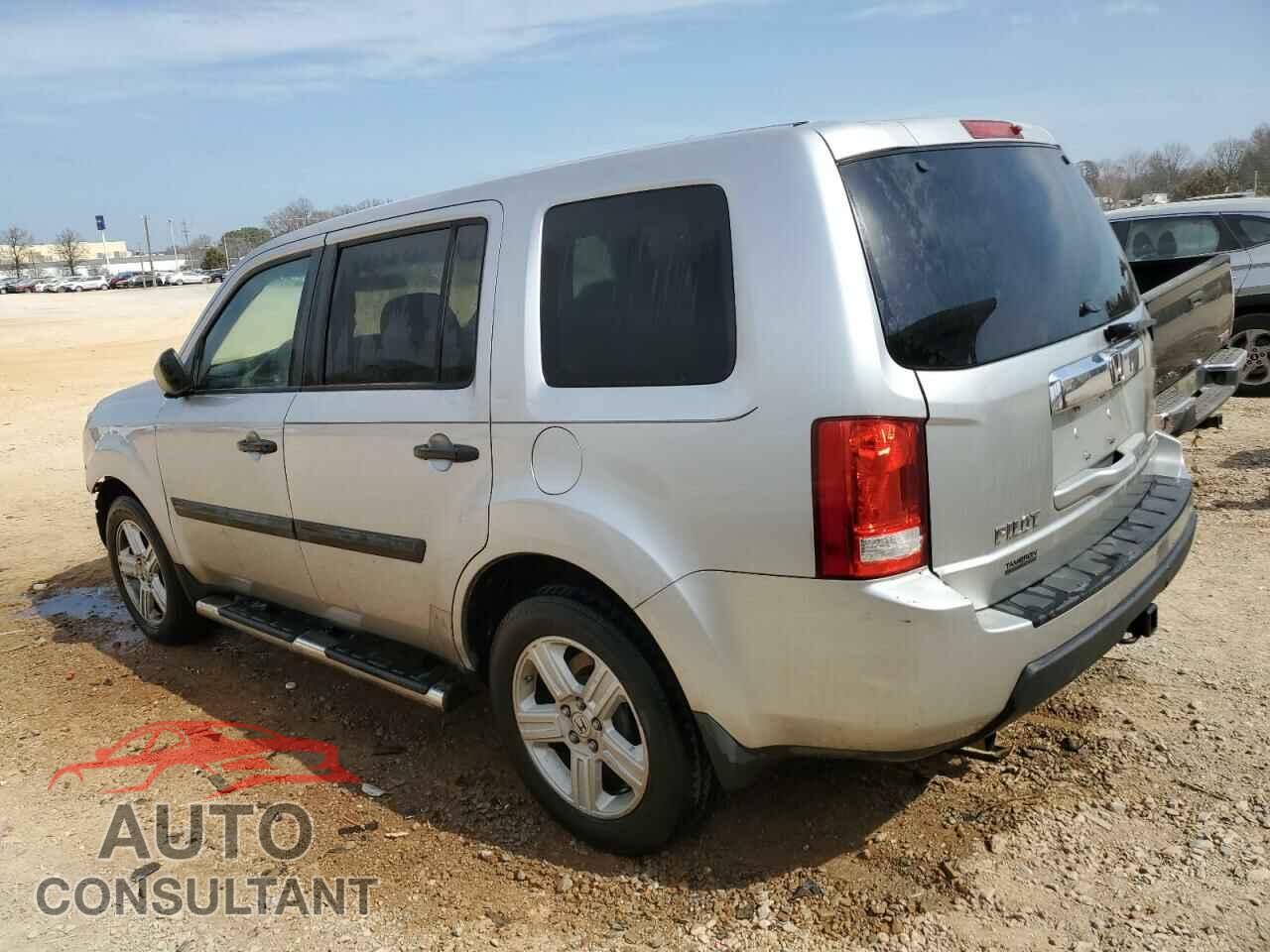 HONDA PILOT 2011 - 5FNYF3H27BB050004